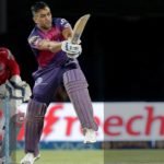 Watch MS Dhoni Sixes