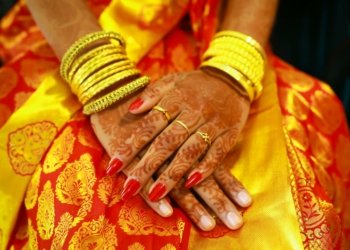 traditional gold bangles